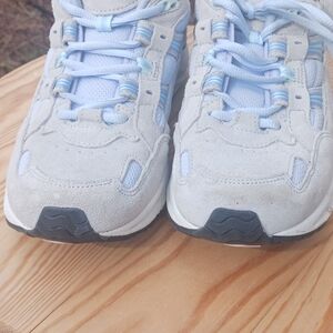 Vionic Light Blue Suede & Mesh Athletic Sneakers